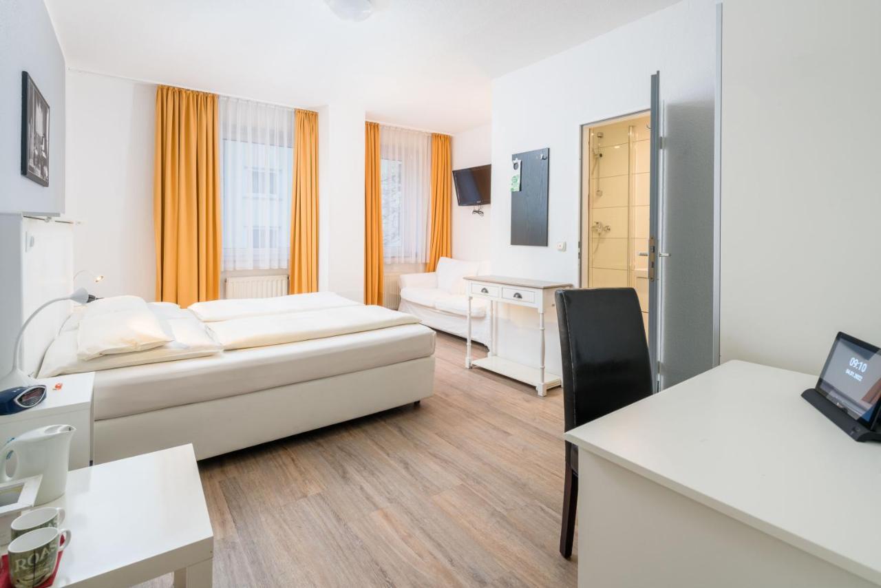 Stadt-Gut-Hotel Rheinischer Hof Essen Exteriör bild